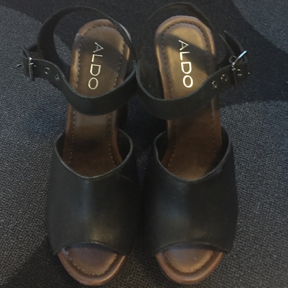 Aldo shoes. Never worn.