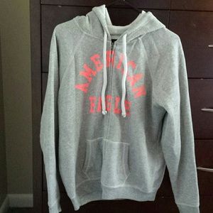 Zip hoodie