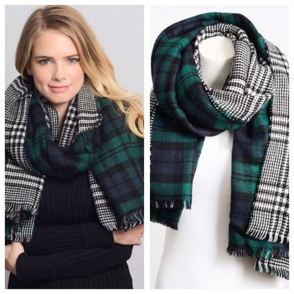 GREEN/BLACK CHECKERED OBLONG SCARF - Picture 2 of 3