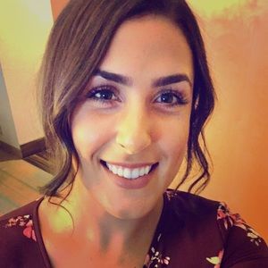 Meet your Posher, Jaclyn