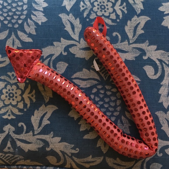 SPARKLY sequin devil tail - Picture 1 of 3