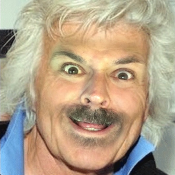 Meet your Posher, Cody - Picture 3 of 8