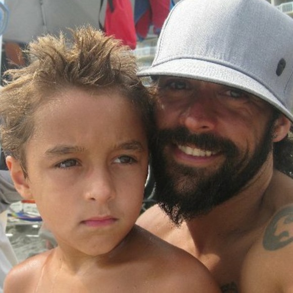 Meet your Posher, Cody - Picture 4 of 8