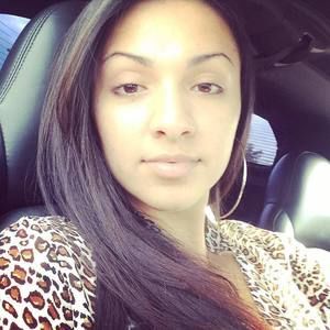 Meet your Posher, Diana