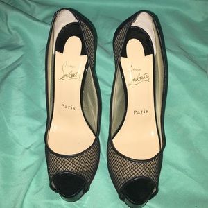 Christian Louboutin
'Very Rete' Mesh Peeptoe Pump