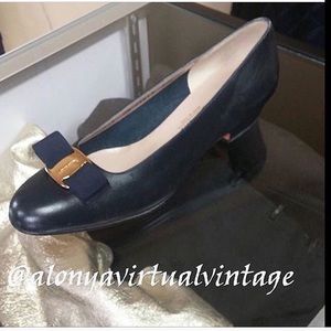 Vintage Salvatore Ferragamo 💎💎💎💎