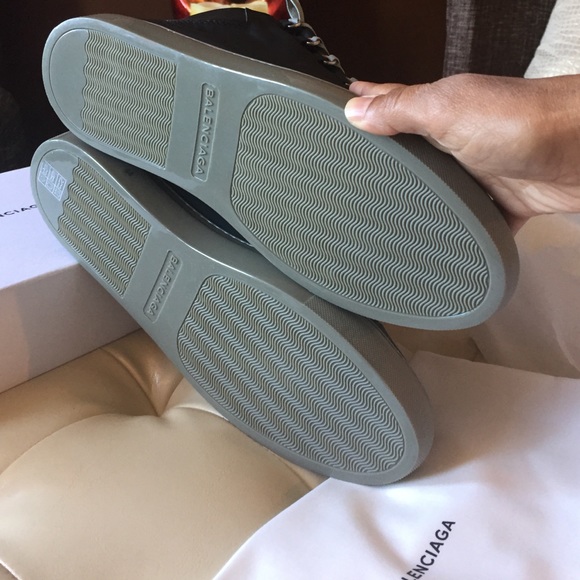 Balenciaga new limited sneakers"SOLD" - Picture 3 of 4