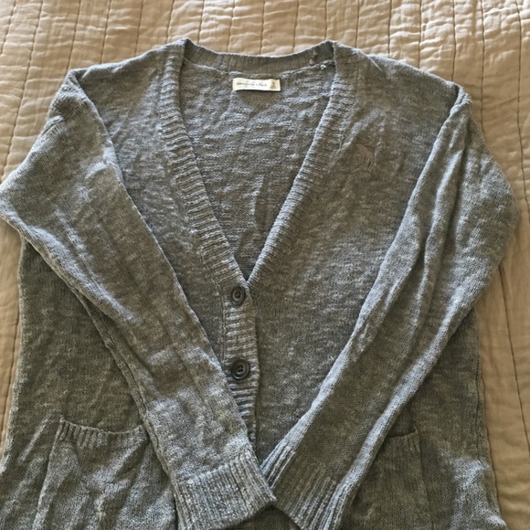 A&F grey knit sweater