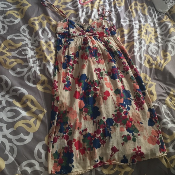 Cute floral print dress