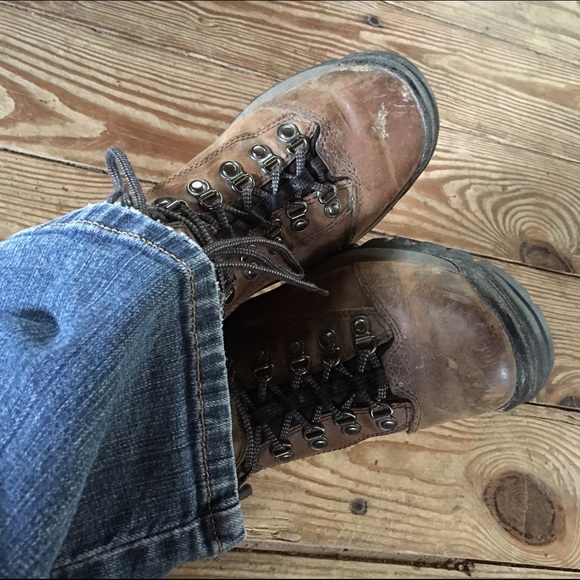 Meet your Posher, Janis - Picture 1 of 1