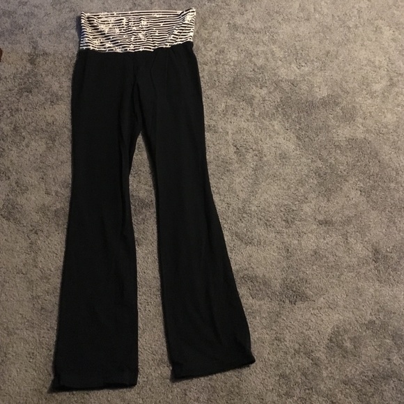 Mossimo yoga pants - black