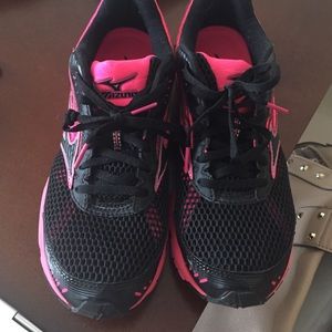 MIZUNO WAVE SAYONARA 3 RUNNING SNEAKERS