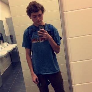 Meet your Posher, Remi