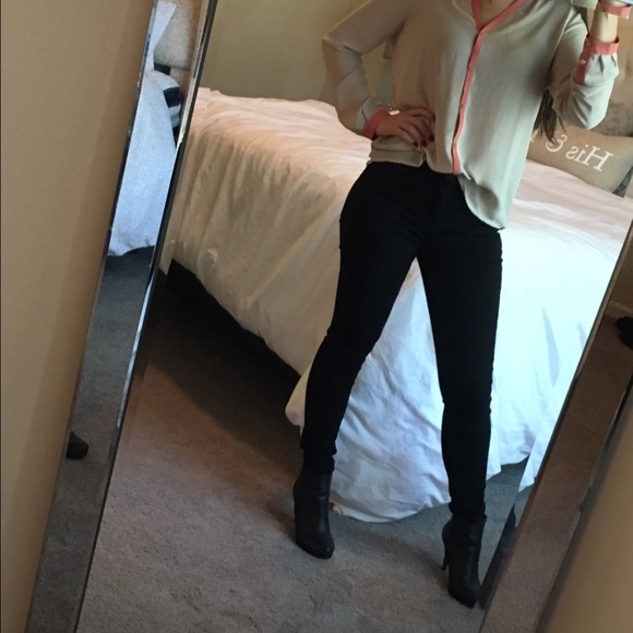 Forever 21 button up blouse