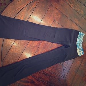 Lululemon Groove pants (flare leg)