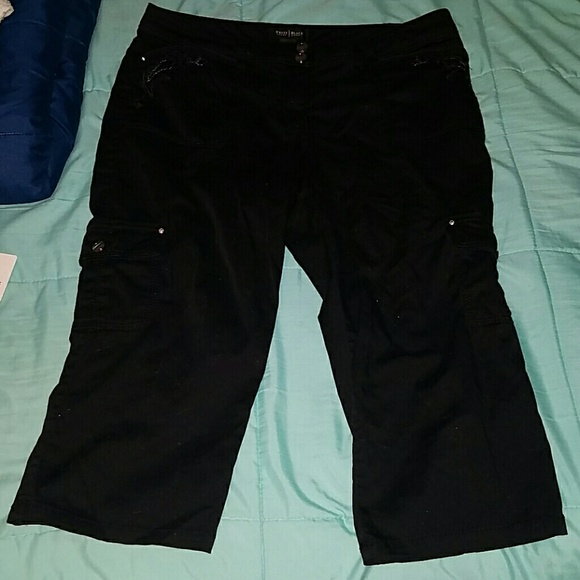 White House Black Market Pants - White house Black market crop leg pant