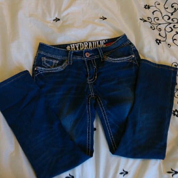 Hydrologic jeans