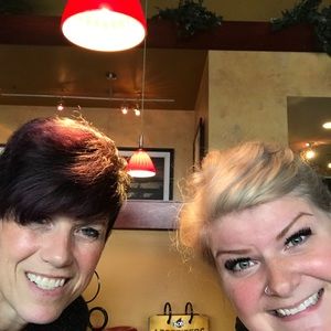 Meet your Posher, Cara