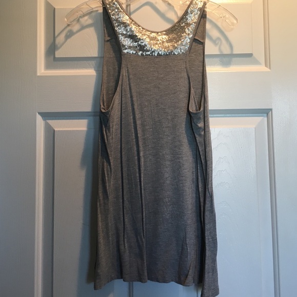 Tank top - Picture 3 of 4
