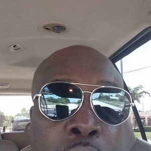 Meet your Posher, Sam