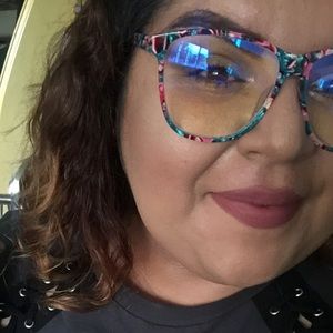 Meet your Posher, Erika