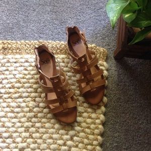 Sofft sandals only worn once!