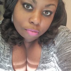 Meet your Posher, Sharonda