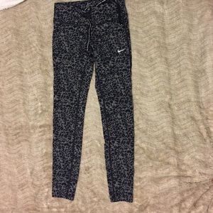 Nike Dri-Fit Running Pant XS