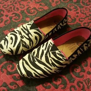 Bob's from skechers zebra 7.5