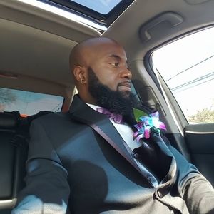 Meet your Posher, Emmanuel