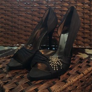 Navy heels wedding guest size 8