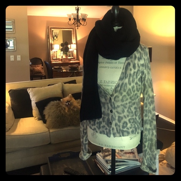 BR Madmen sweater