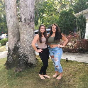 Meet your Posher, Danielle