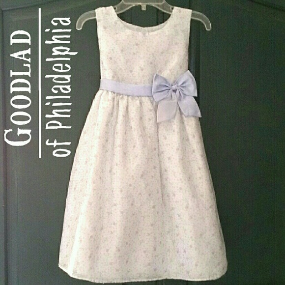 GOODLAD Other - Beautiful Blue and Lavendar Floral Print Dress