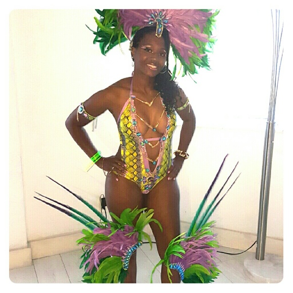 Beautiful Monokini with arms bands, leg bands etc.