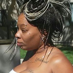 Meet your Posher, Shaneta