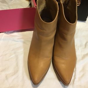 Ankle Booties👢
