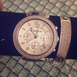 Michael kors watch with bracelet