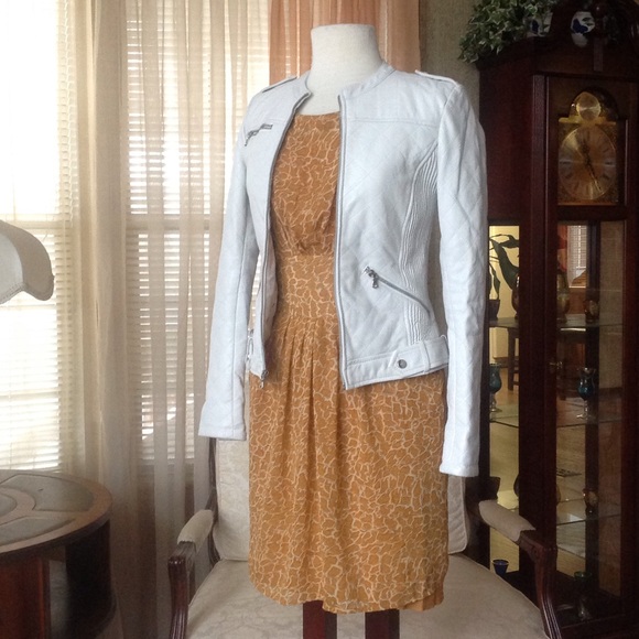 Wilsons Leather Jackets & Blazers - Wilson off white/light grey leather quilted jacket