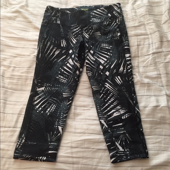Old Navy active crops