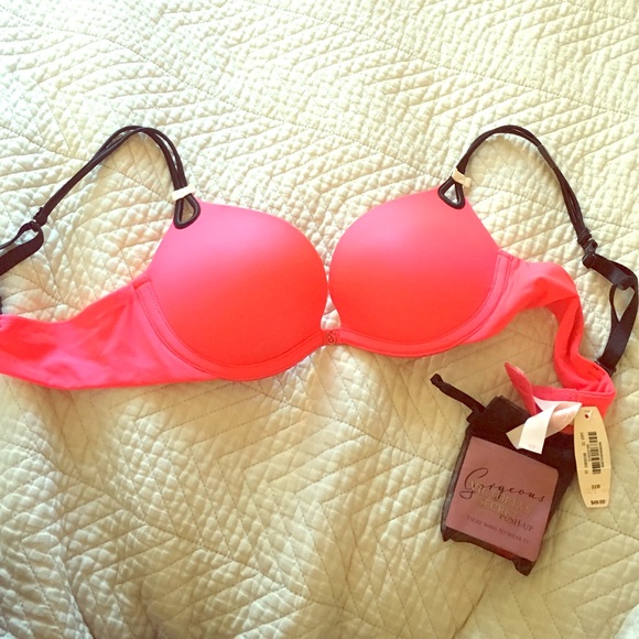 New! Victoria Secret Gorgeous Push-up 32B