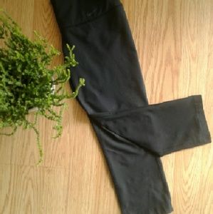 Nike Workout  DriFit Crops