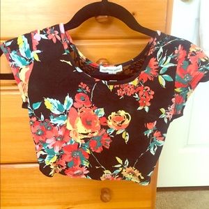 Crop top