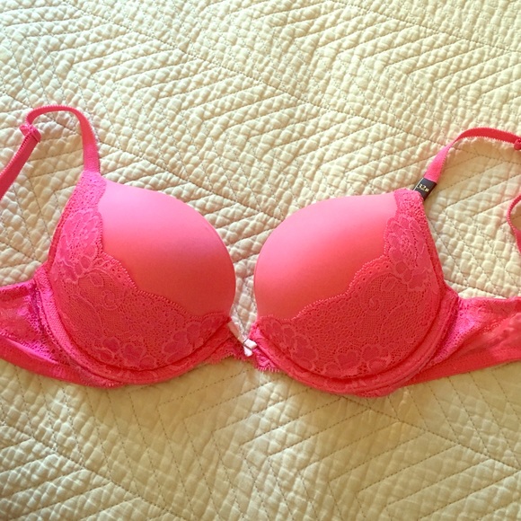New! Victoria Secret Dream Angels Plunge 32B