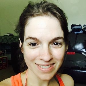 Meet your Posher, Alicia