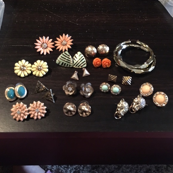 Continuation of mixed match earrings! - Picture 1 of 4