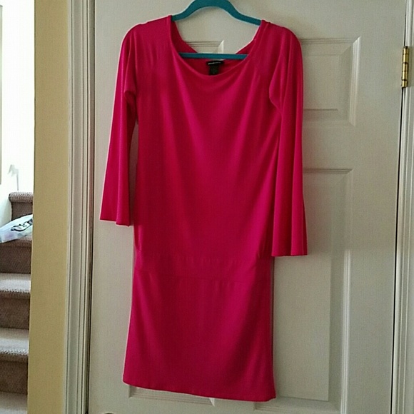 Dress - Picture 1 of 4