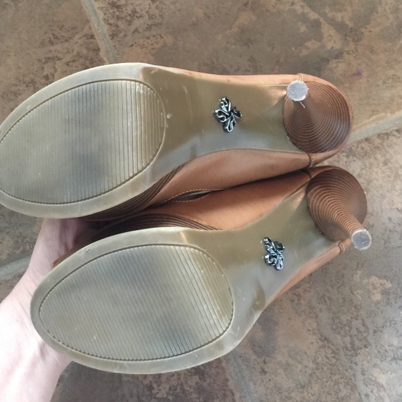 Simply Vera Vera Wang Shoes - Picture 4 of 4