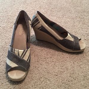 Tan and Brown Toms wedges