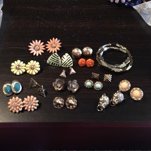 Mix notched Studded earrings